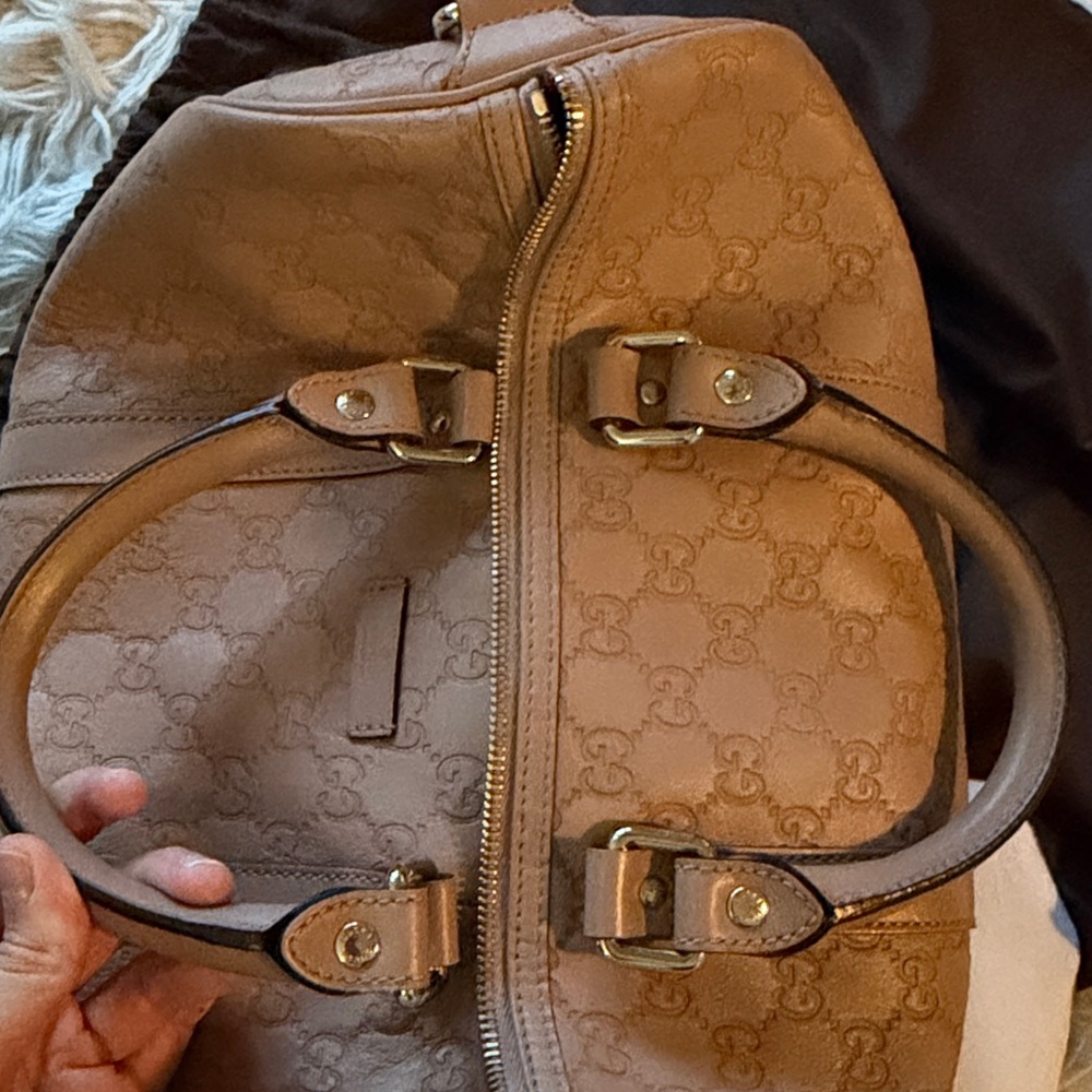 Gucci Women's Brown Leather Satchel - Picture 15 of 16